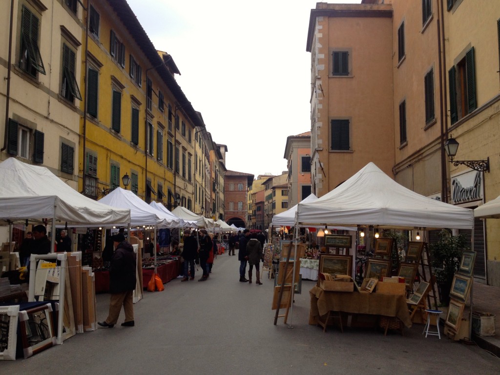 Pisa's Sunday Market
